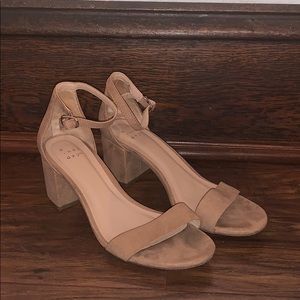 Nude Heels Size 6.5